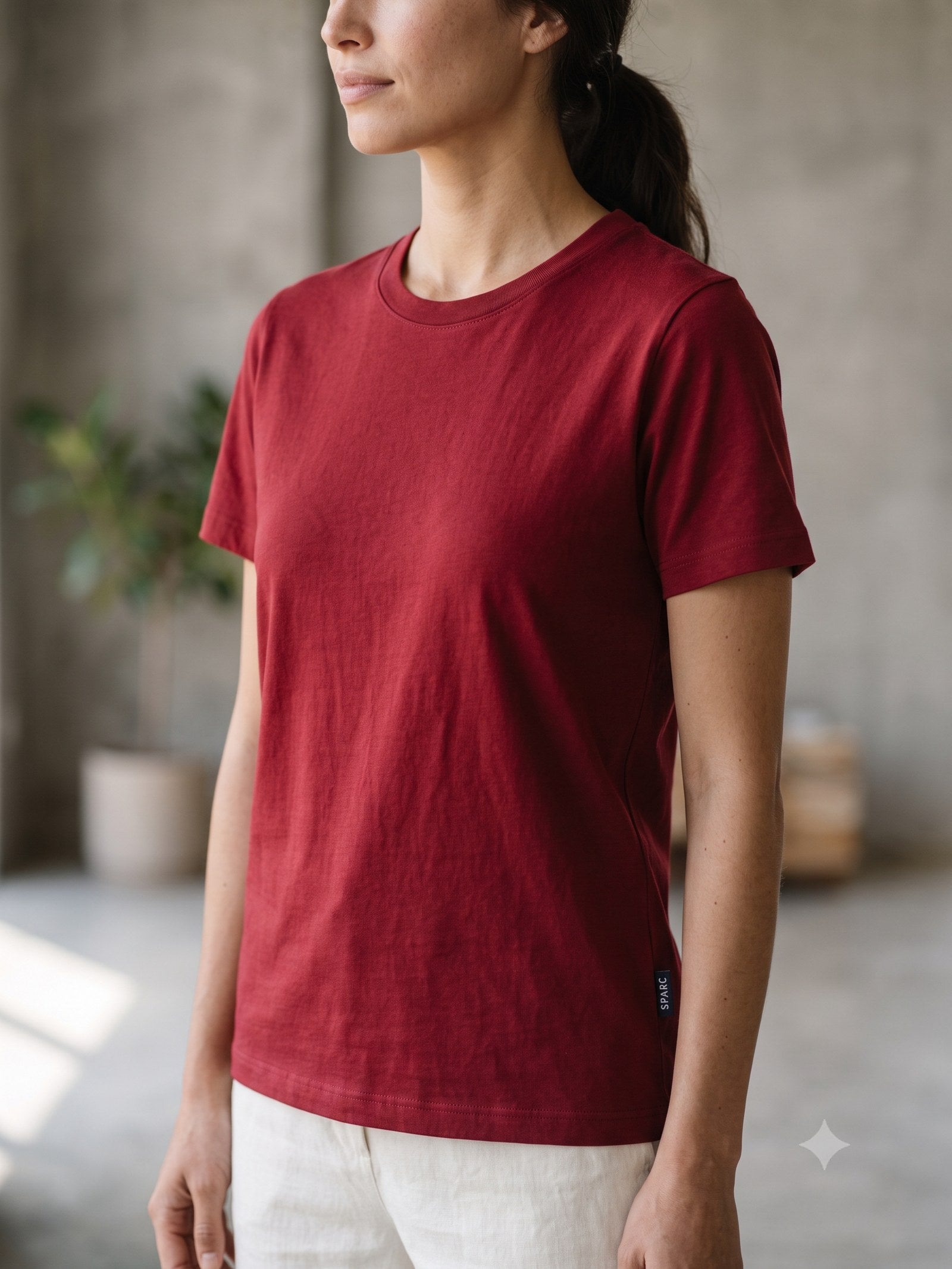 Base Organic Cotton Tee in Cherry Lacquer, detail