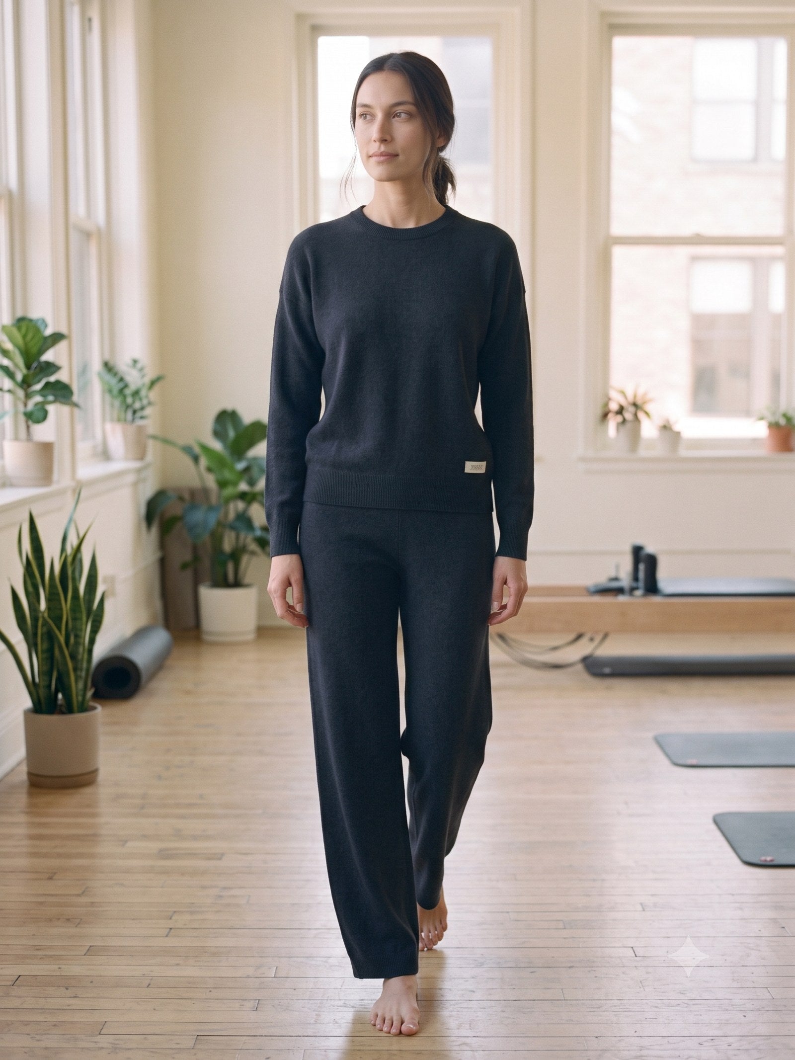 Idle Cashmere-Blend Lounge Set in Ink, front