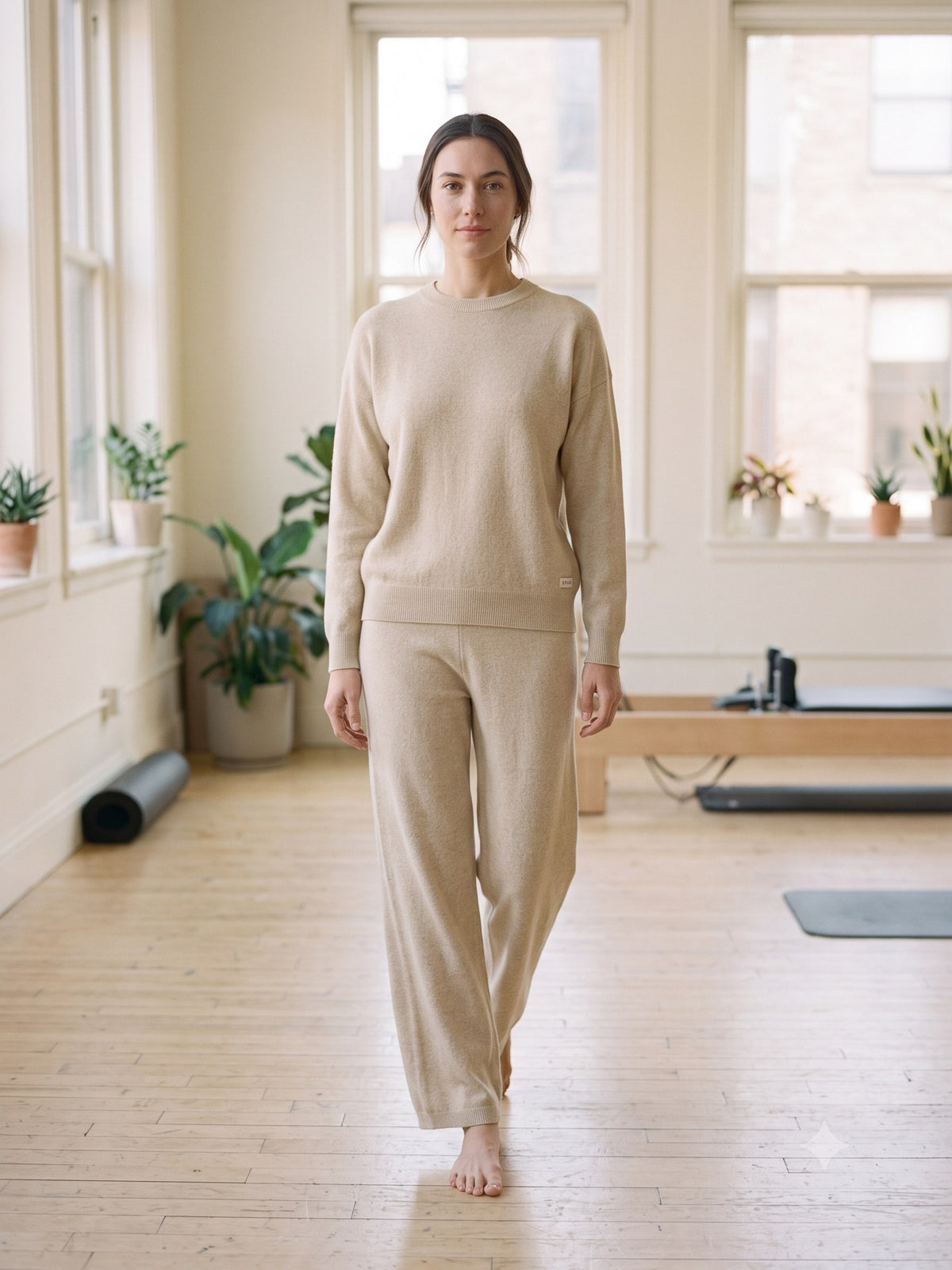 Idle Cashmere-Blend Lounge Set in Oat, in motion