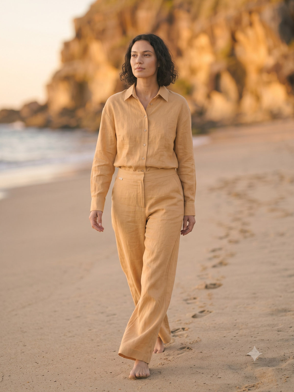 Meridian Linen Set in Sand, in motion