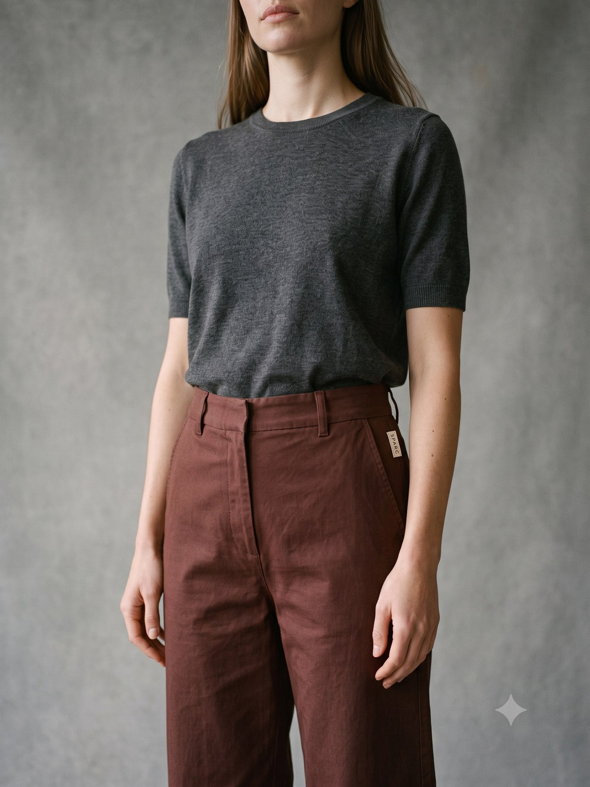 Pivot Cotton Barrel Pant in Chocolate, detail