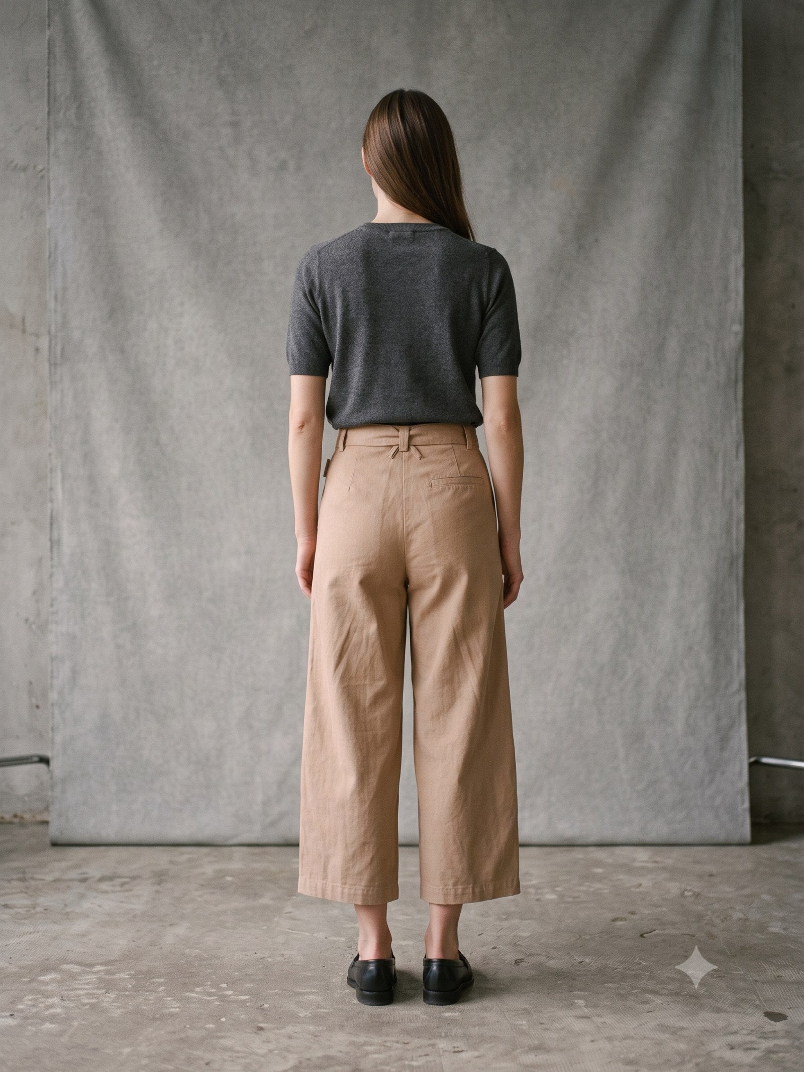 Pivot Cotton Barrel Pant in Stone, back