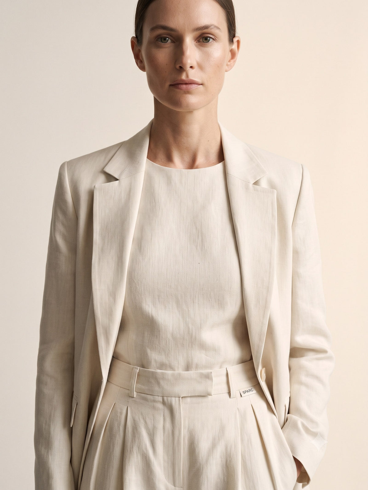 Tinder Linen-Silk Bermuda in Bone, detail